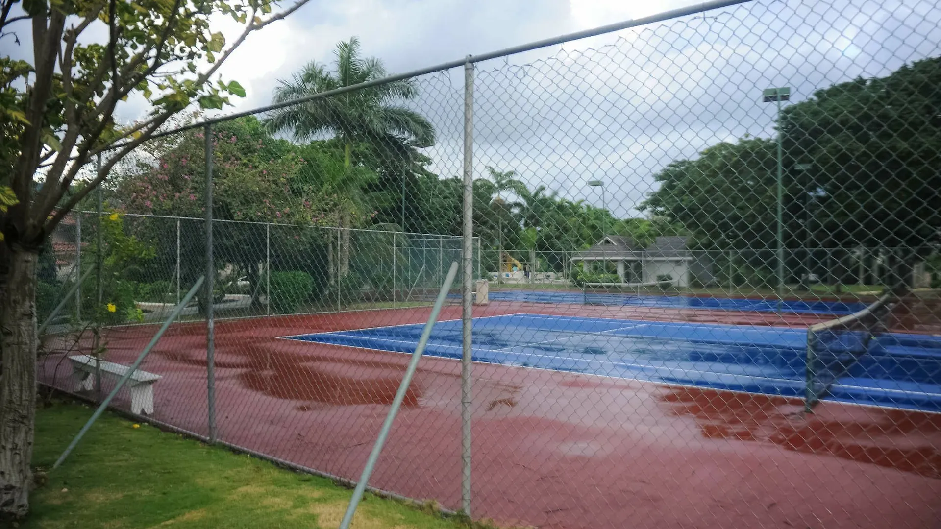Lagoons Apartments Montego Bay